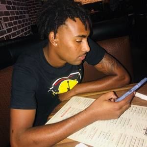 Meet your Posher, Xavier